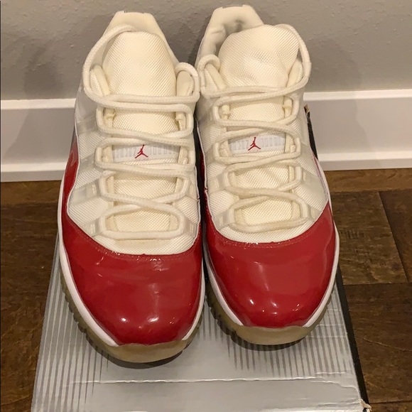 Air Jordan 11 XI Cherry 2001 White Varsity Red 12 - Picture 2 of 8